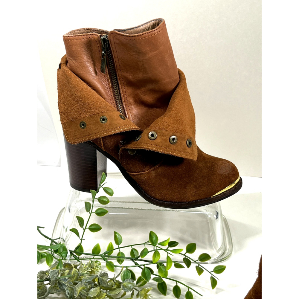 Zigi Girl Brown Suede Booties Boots Womens Size 9 Zip Snap Layer Toe Cap - Picture 15 of 16